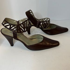 BELLINi BROWN LEATHER POINTY TOE SLING BACK HEELS SZ 11